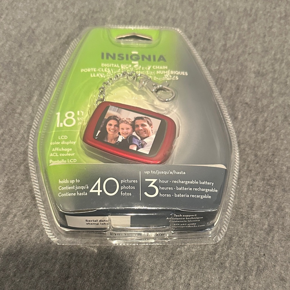 Insignia Red Digital Photo Keychain